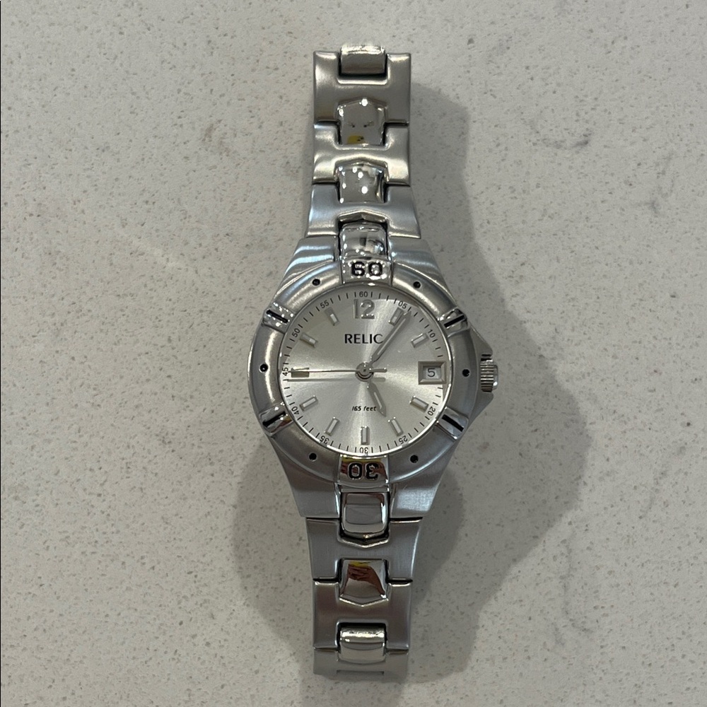 Relic by Fossil Silver-Tone Stainless Steel Women's Watch